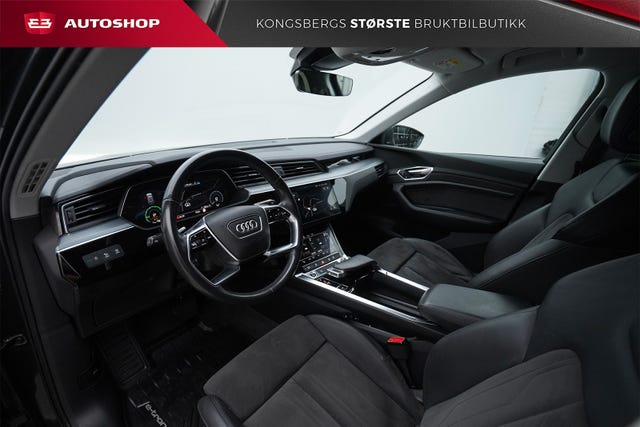 WAUZZZGE9MB003330 2021 AUDI E-TRON-2