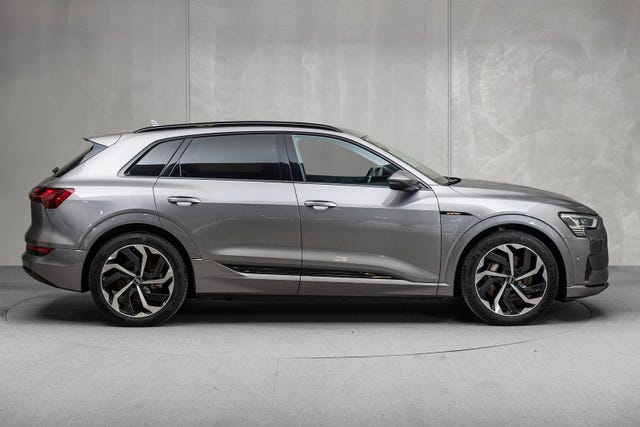 2021 AUDI E-TRON - 11