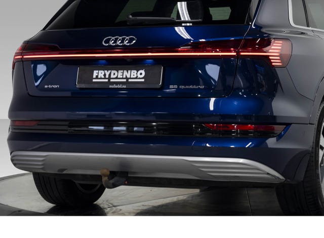 WAUZZZGE8LB021137 2020 AUDI E-TRON-5