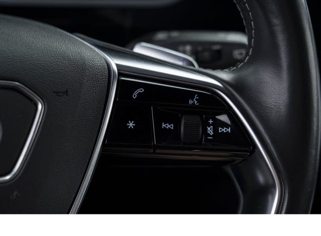 2020 AUDI E-TRON - 25