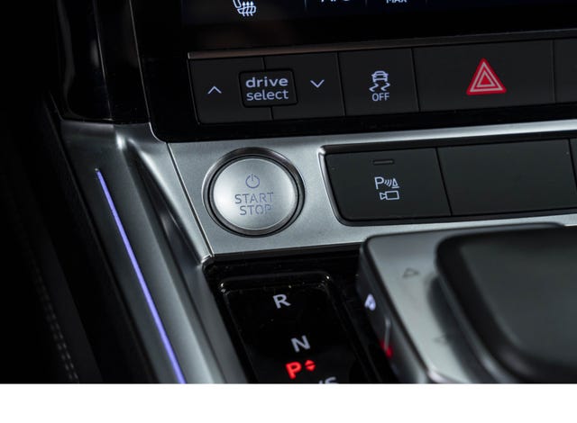 2020 AUDI E-TRON - 20
