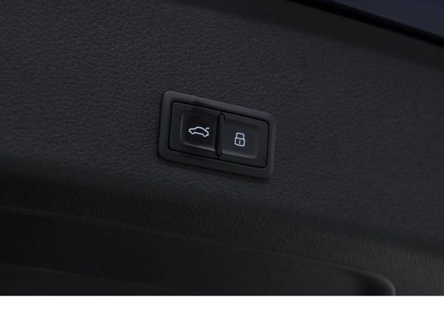 2020 AUDI E-TRON - 11