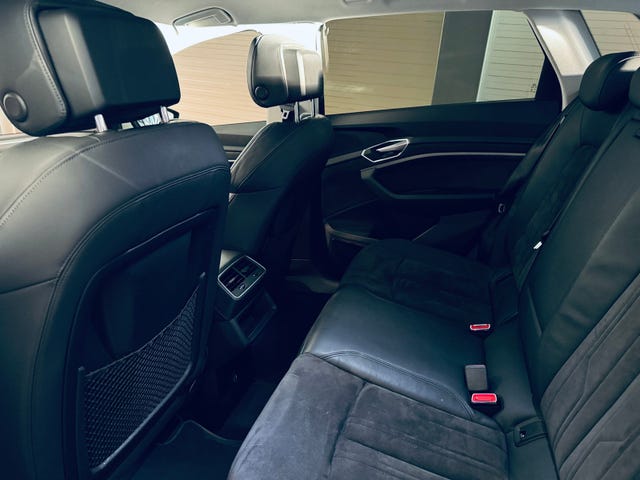 2021 AUDI E-TRON - 8