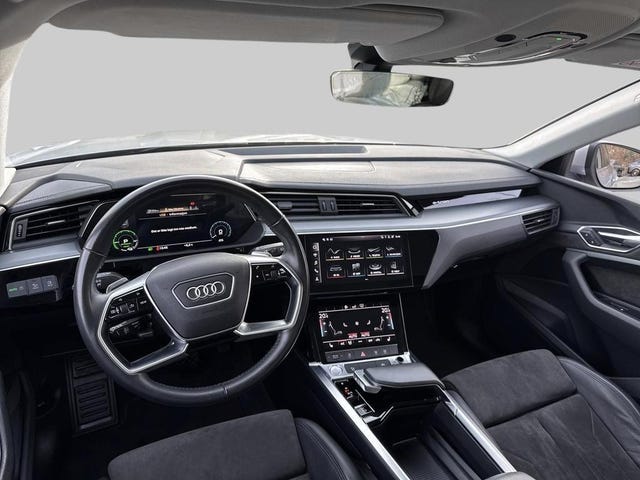 2020 AUDI E-TRON - 11
