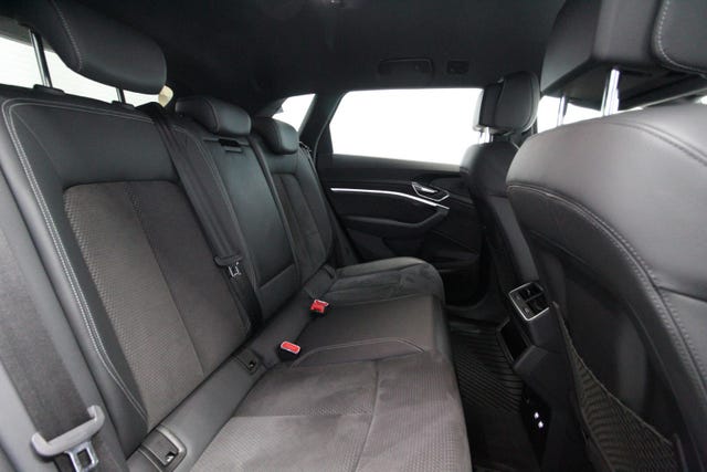 2020 AUDI E-TRON - 25