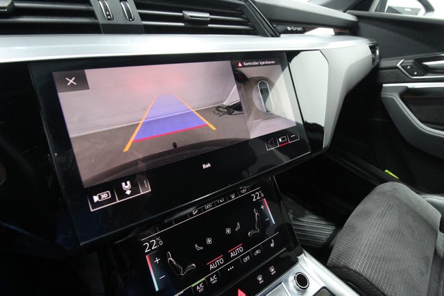 2020 AUDI E-TRON - 15