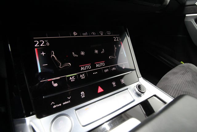 2020 AUDI E-TRON - 16