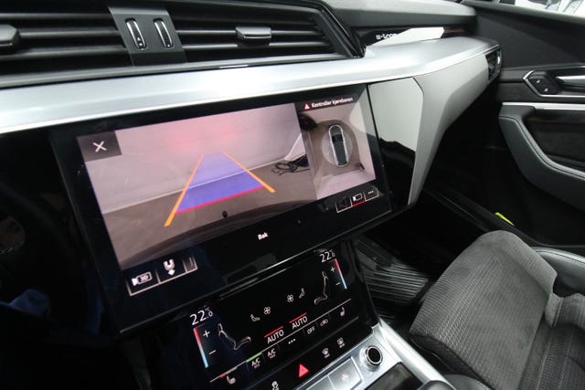 2020 AUDI E-TRON - 14