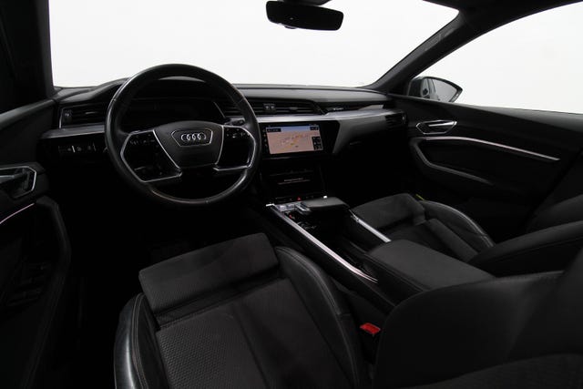 2020 AUDI E-TRON - 21