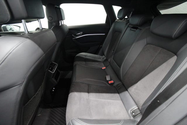 2020 AUDI E-TRON - 23