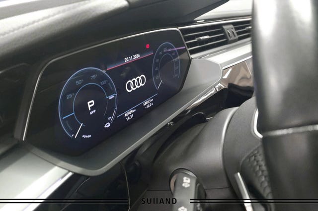 2020 AUDI E-TRON - 12