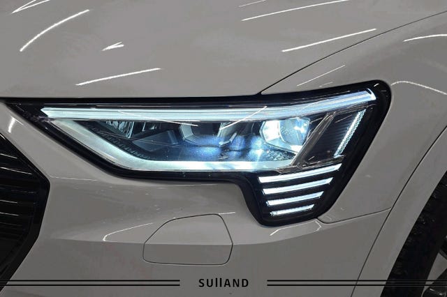 2020 AUDI E-TRON - 35