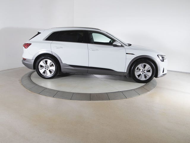 2020 AUDI E-TRON - 7