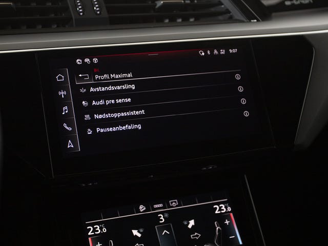 2021 AUDI E-TRON - 22