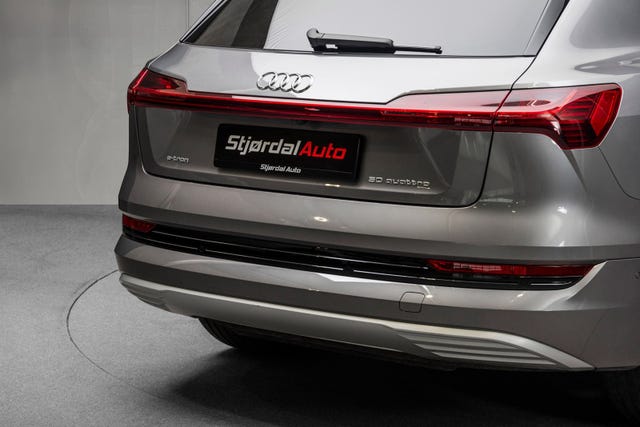 2020 AUDI E-TRON - 9