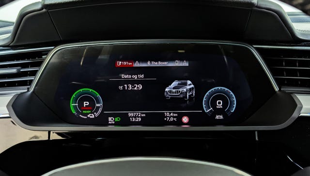 2020 AUDI E-TRON - 27