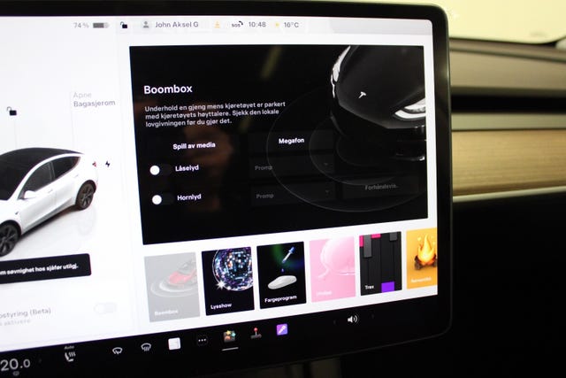 2025 TESLA MODEL Y - 29