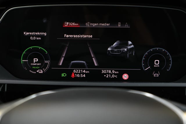 2021 AUDI E-TRON - 42