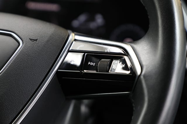 2021 AUDI E-TRON - 17
