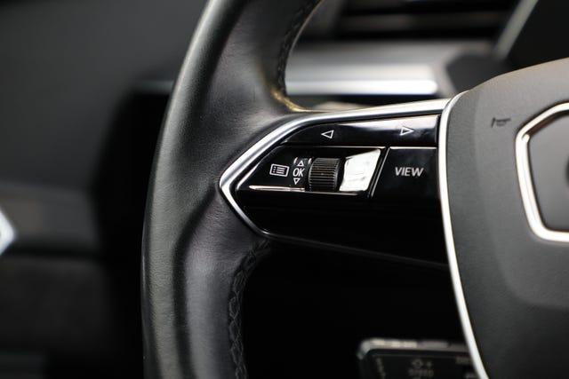 2021 AUDI E-TRON - 16