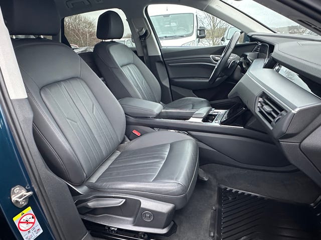 2020 AUDI E-TRON - 20