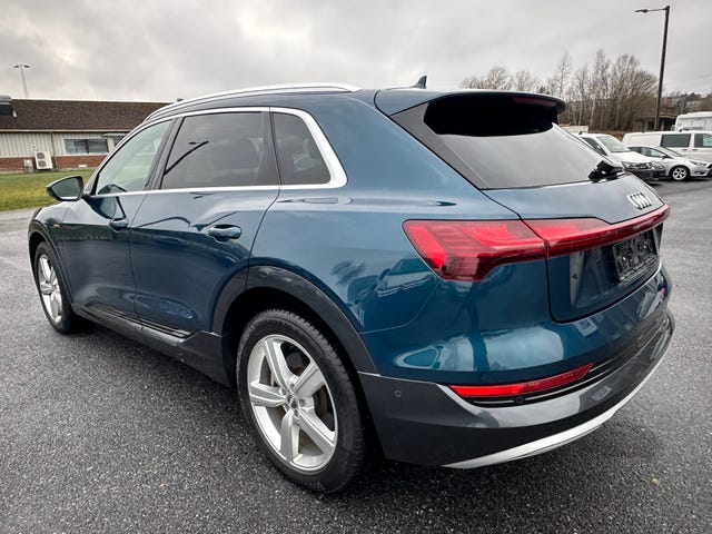 2020 AUDI E-TRON - 12