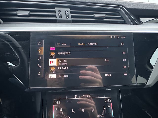 2020 AUDI E-TRON - 26