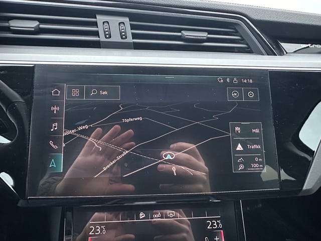 2020 AUDI E-TRON - 23