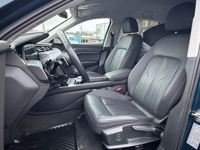 2020 AUDI E-TRON - 19