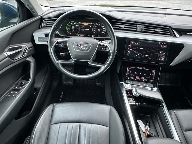 2020 AUDI E-TRON - 17