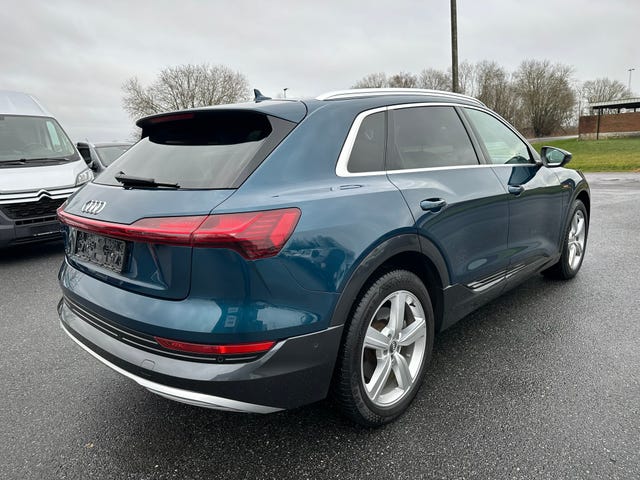 2020 AUDI E-TRON - 8
