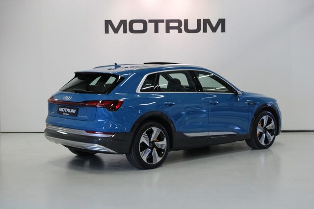 WAUZZZGE0KB005173 2020 AUDI E-TRON-2