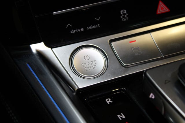 2020 AUDI E-TRON - 29