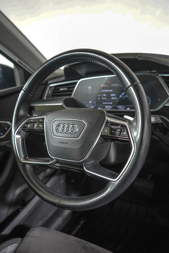 2021 AUDI E-TRON - 19