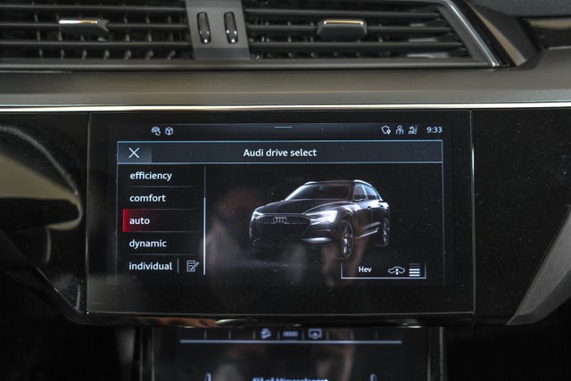 2021 AUDI E-TRON - 35