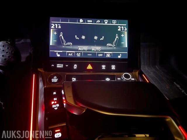 2021 AUDI E-TRON - 14