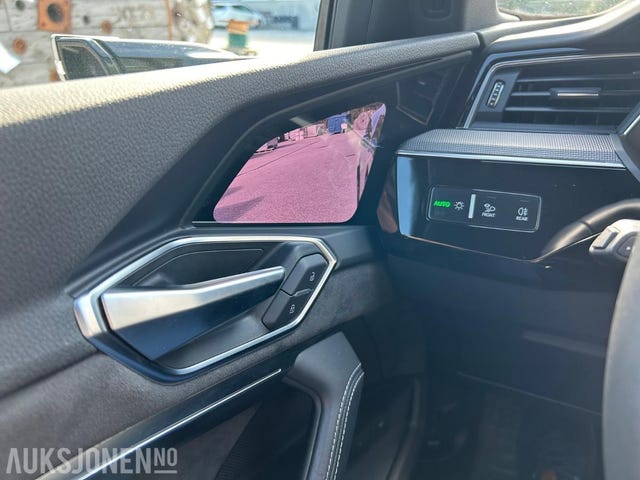 2021 AUDI E-TRON - 10