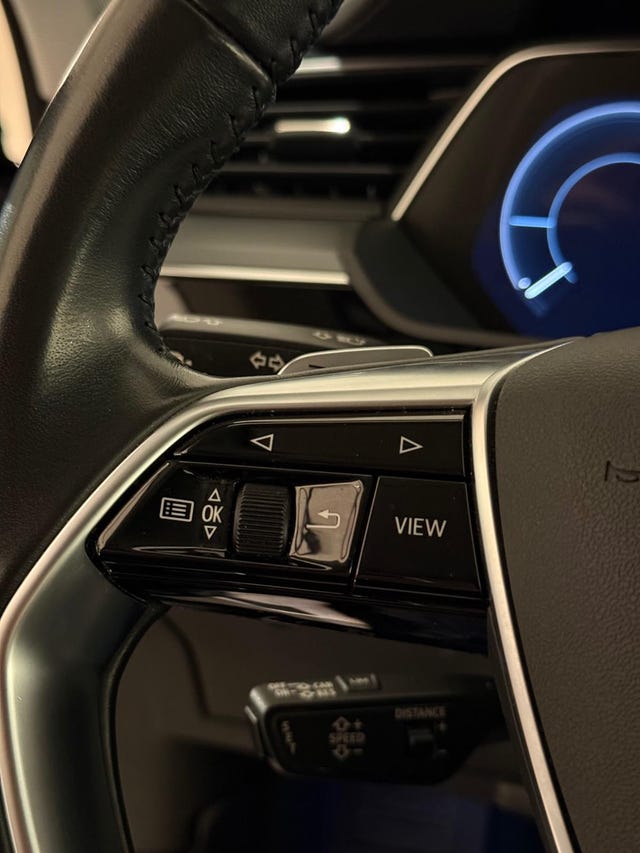 2021 AUDI E-TRON - 16