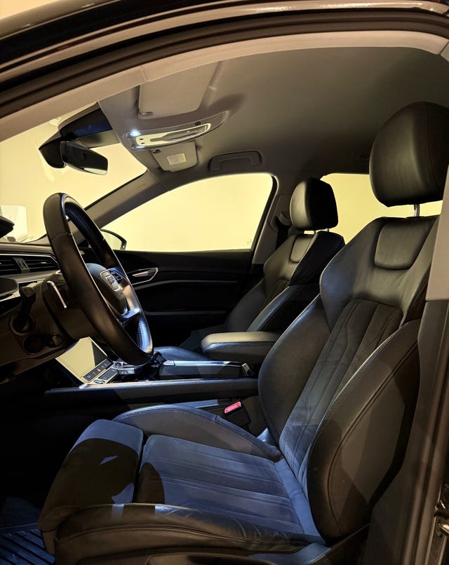2021 AUDI E-TRON - 10