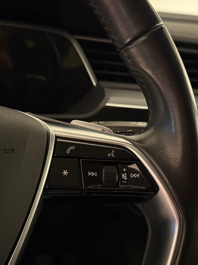 2021 AUDI E-TRON - 17