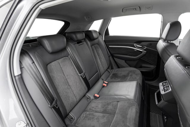 2020 AUDI E-TRON - 28