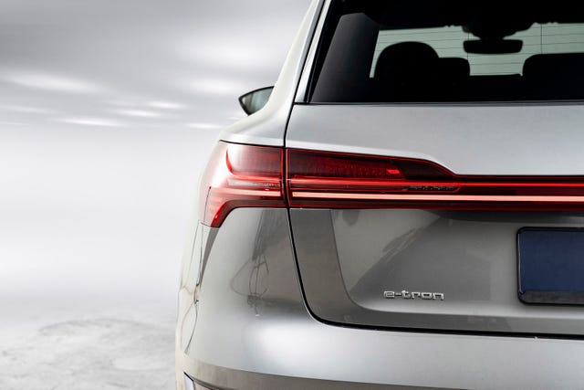 2020 AUDI E-TRON - 8