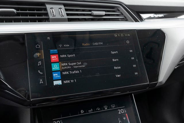 2020 AUDI E-TRON - 21