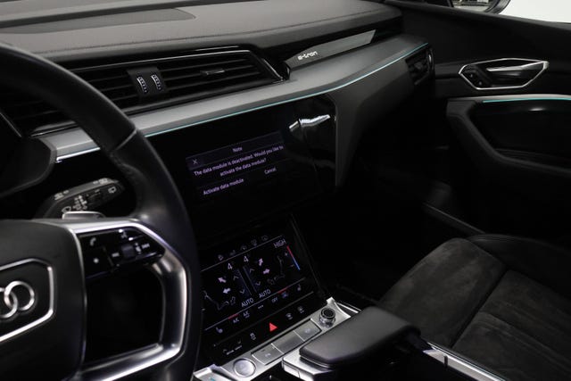 2020 AUDI E-TRON - 44
