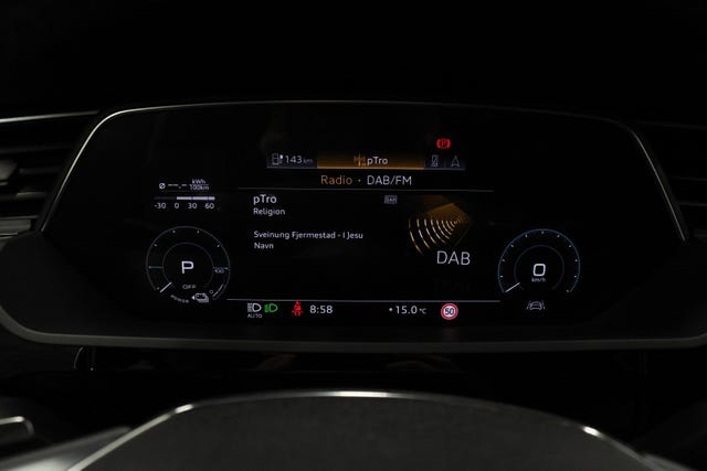 2020 AUDI E-TRON - 42