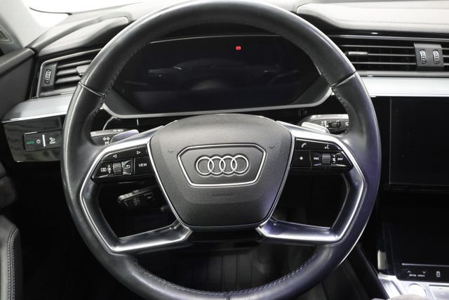 2020 AUDI E-TRON - 34