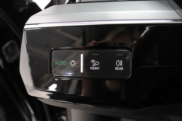 2020 AUDI E-TRON - 32