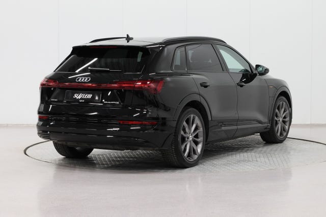 2020 AUDI E-TRON - 9