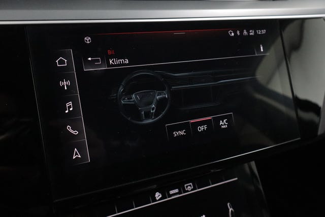 2021 AUDI E-TRON - 19