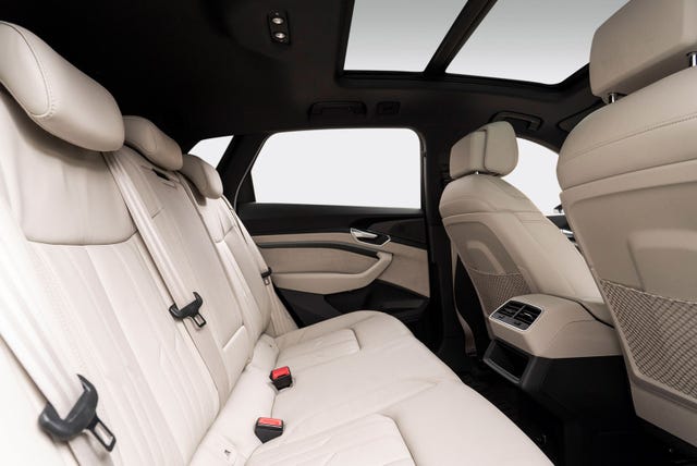 2020 AUDI E-TRON - 25